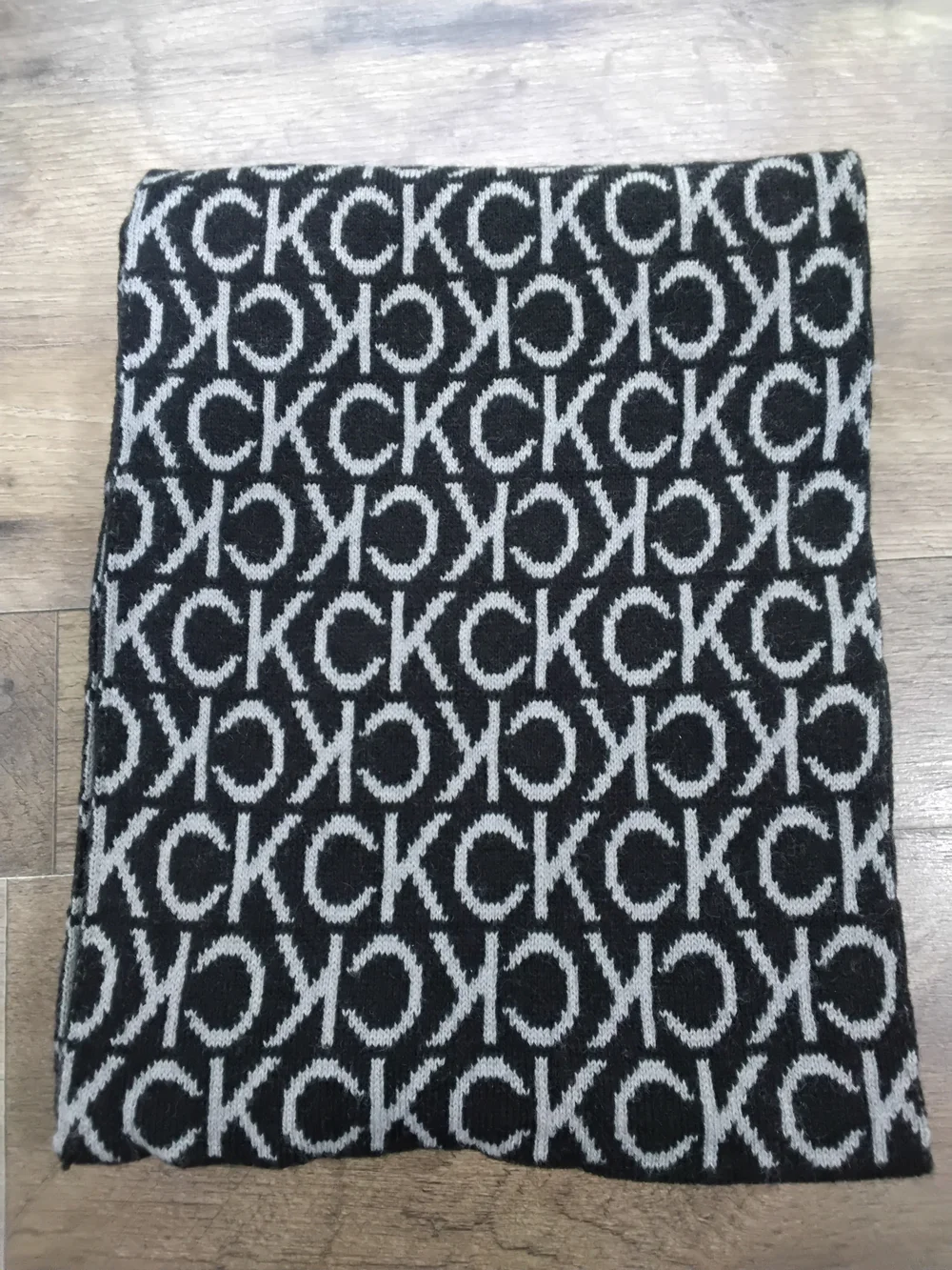 Calvin Klein Men's Scarf NWOT